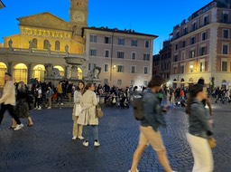 passeggiata in Trastevere