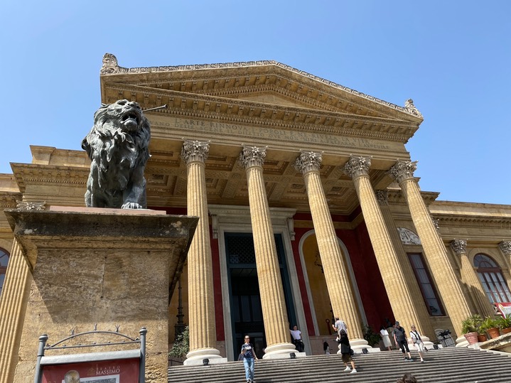 teatro front